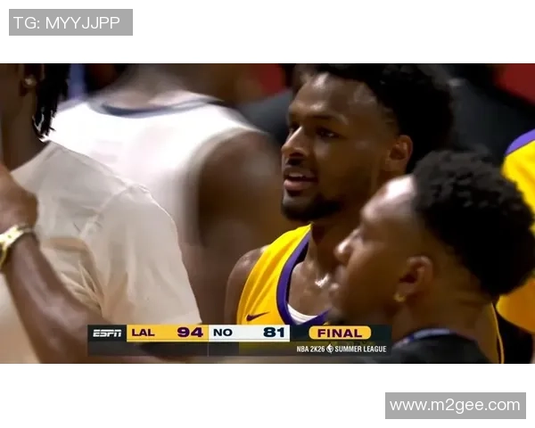 湖人对阵鹈鹕精彩第四节回顾视频分析与赛后亮点总结